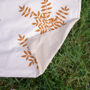 Rust-dyed Italian picnic blanket - qbcucina.com
